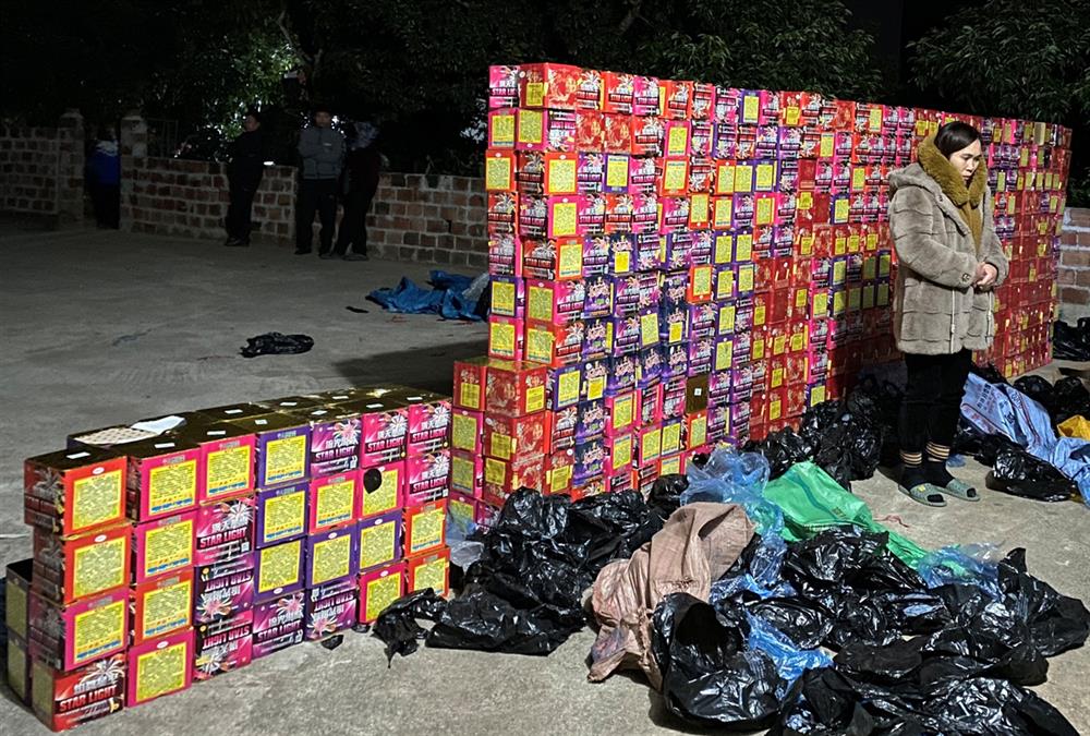 Tiếp tục tăng cường phòng, chống buôn lậu, vận chuyển trái phép pháo nổ qua biên giới, cửa khẩu, vùng biển